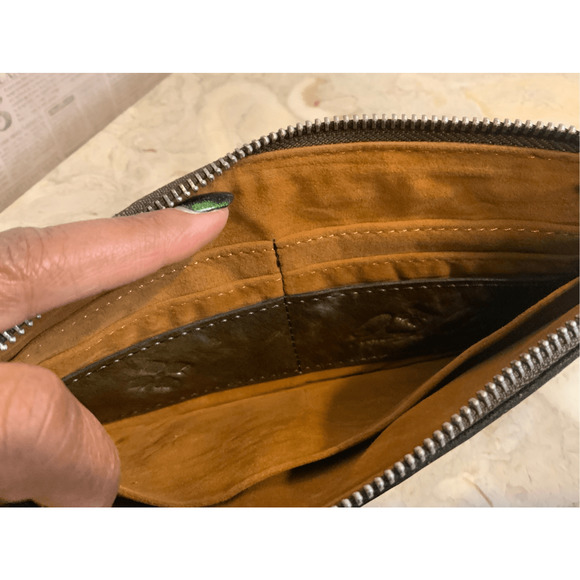 Patricia Nash Tooled Leather Wristlet Wallet - Picture 6 of 9